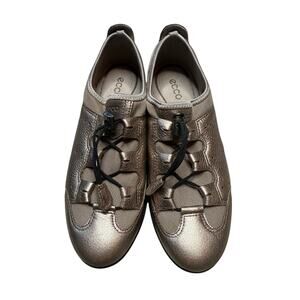 ECCO Bluma Toggle Sneaker Metallic Bronze Gold Comfort Walking Shoes Women’s 38